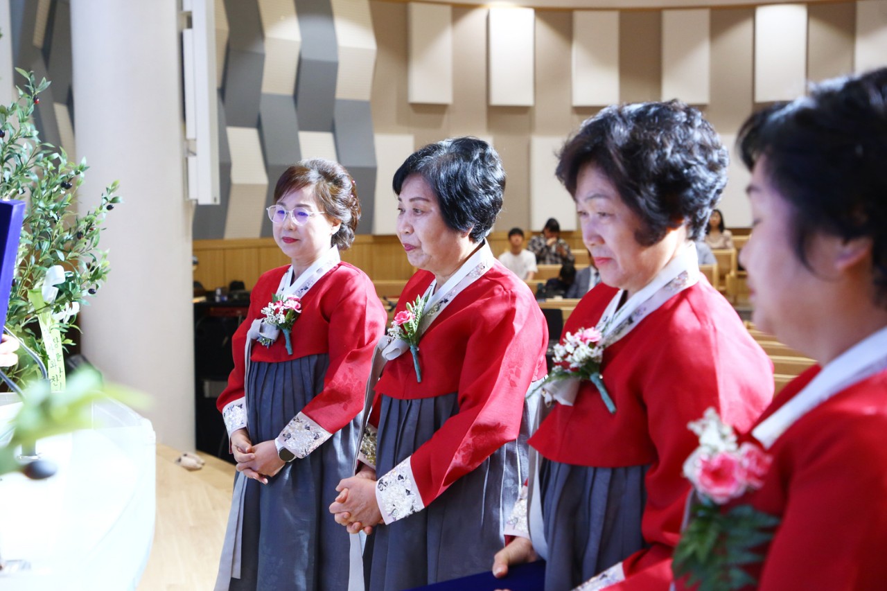 감사와찬양교회-2025.615 40주년 임직식-69787985689.jpg