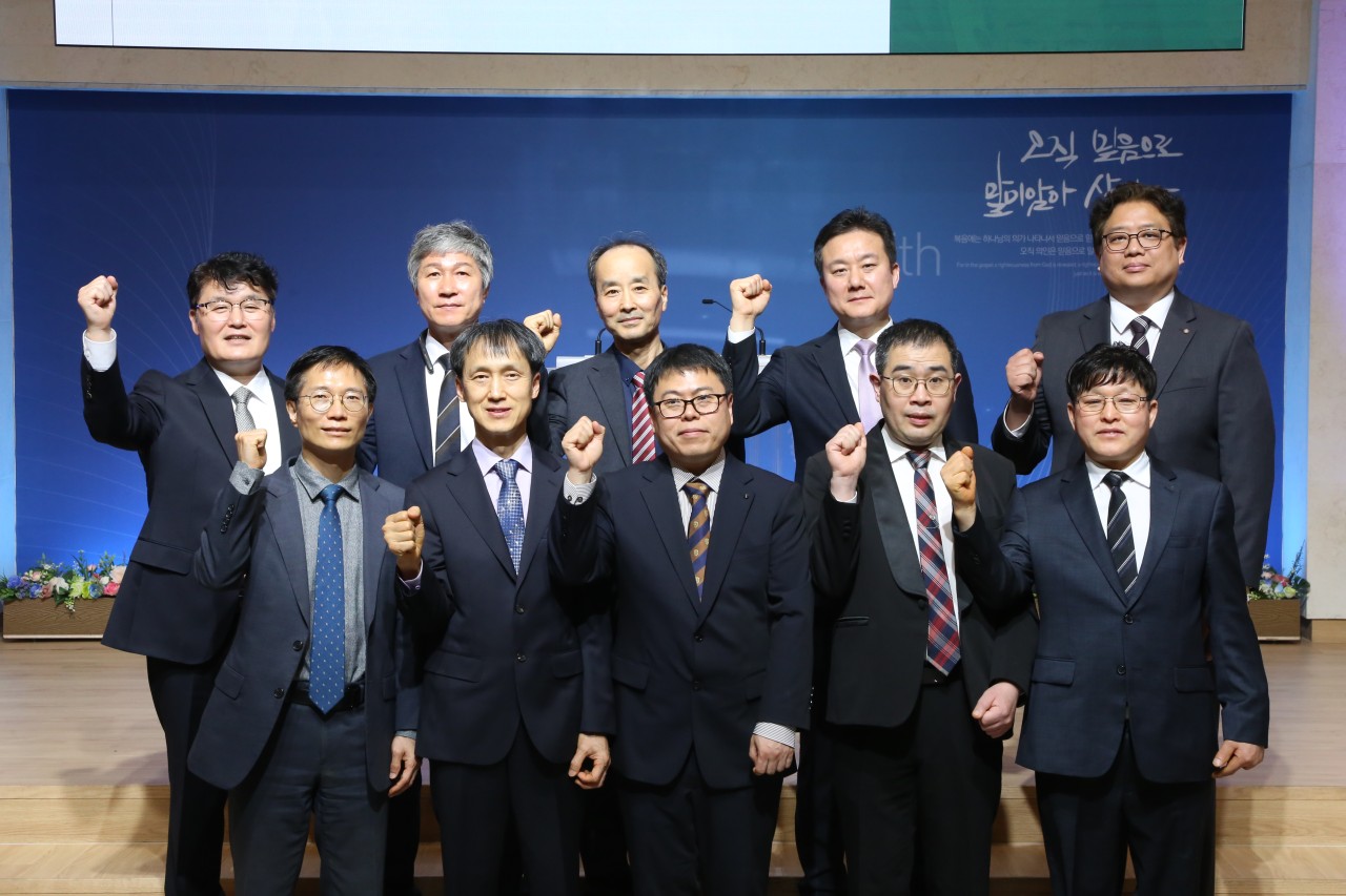 감사와찬양교회-2026 디모데 헌신예배-77164582116.jpg
