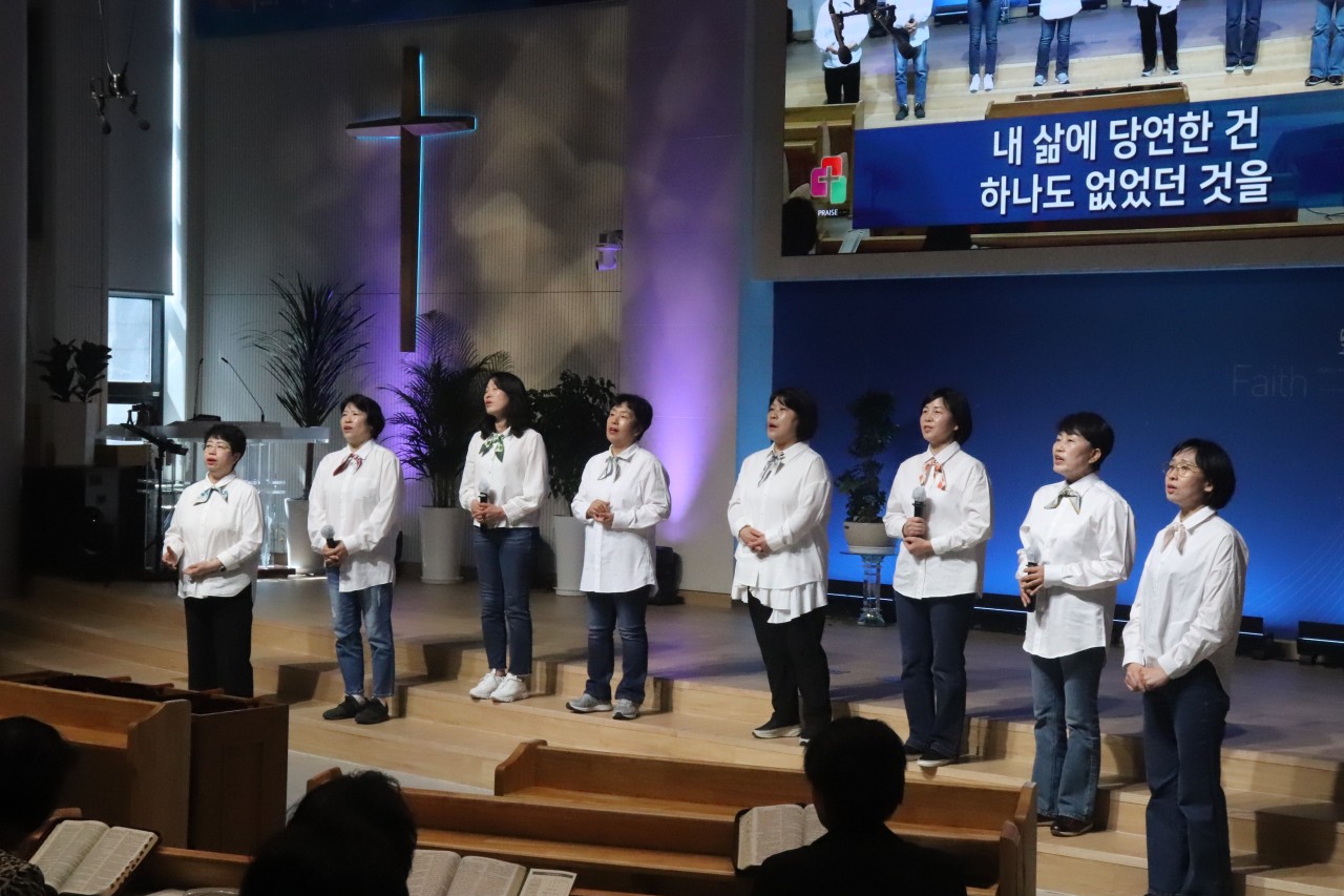 감사와찬양교회-2025년 4월 에스더헌신예배-67974497917.jpg