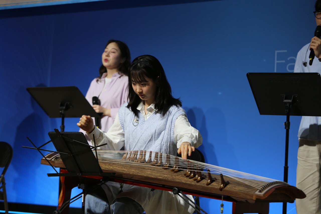 감사와찬양교회-2025 들리오워십-68907617391.jpg