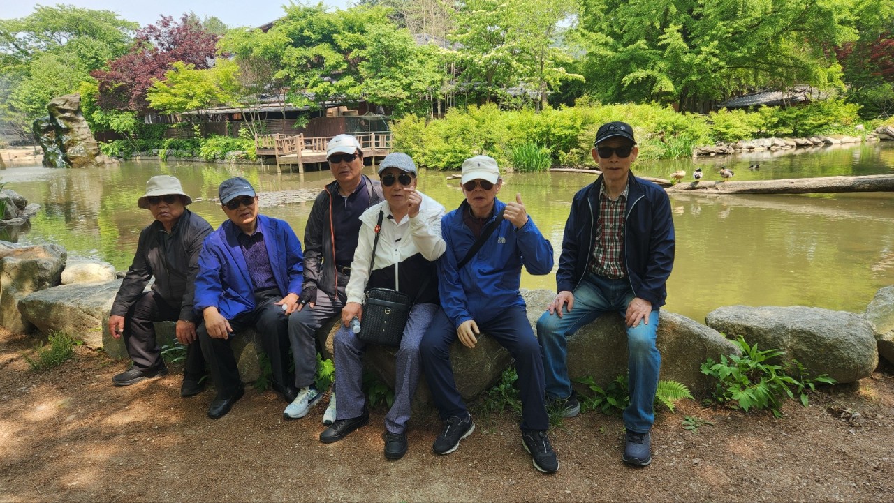 감사와찬양교회-2025 5월 효도관광-68907813858.jpg