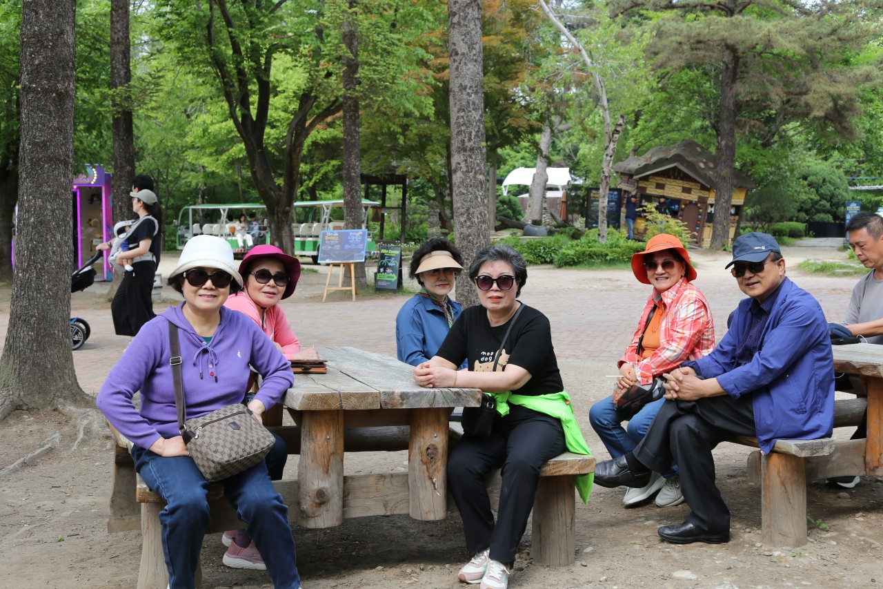 감사와찬양교회-2025 5월 효도관광-68907846384.jpg