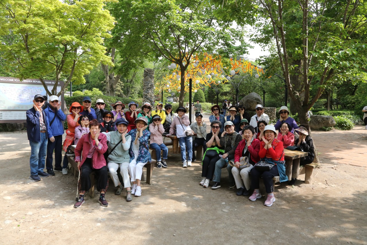 감사와찬양교회-2025 5월 효도관광-68907846392.jpg