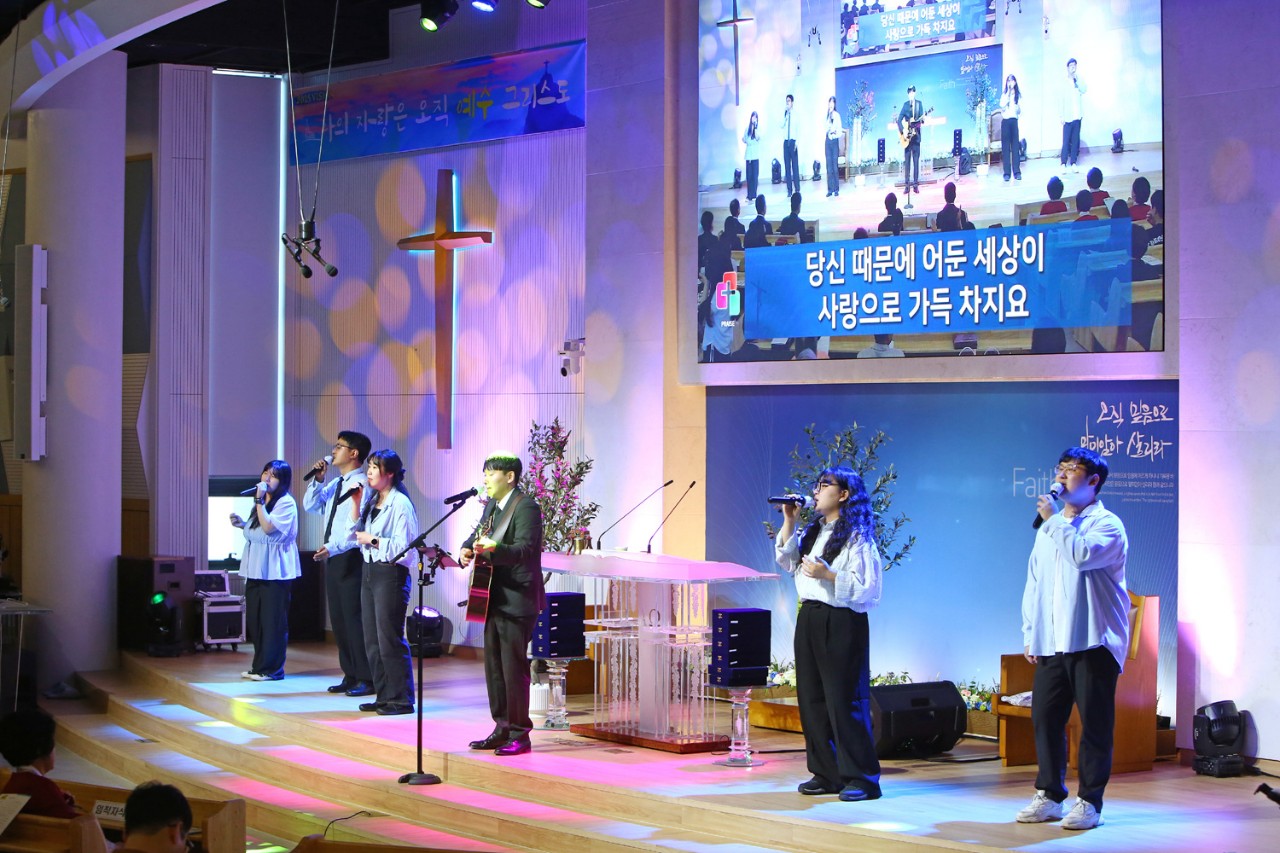 감사와찬양교회-2025.615 40주년 임직식-69787985611.jpg
