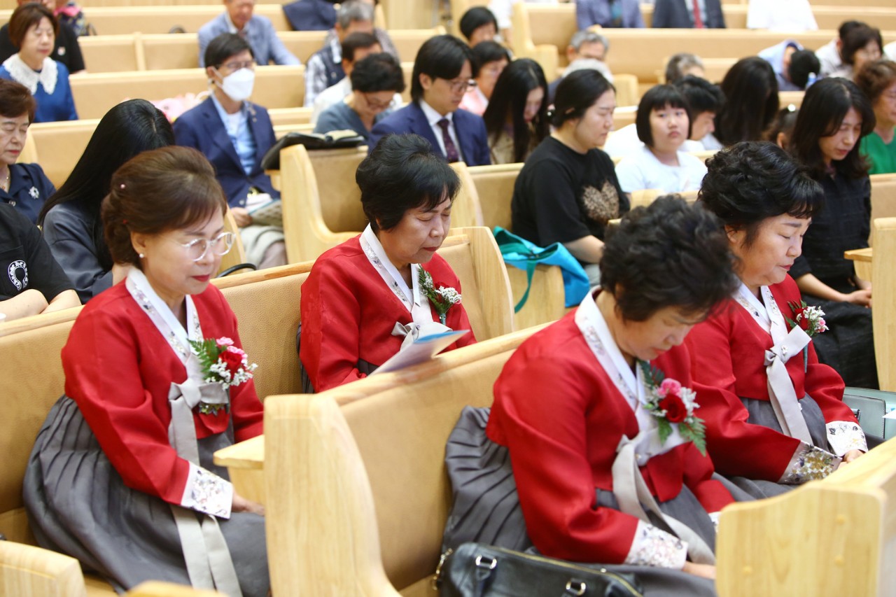 감사와찬양교회-2025.615 40주년 임직식-69787985647.jpg