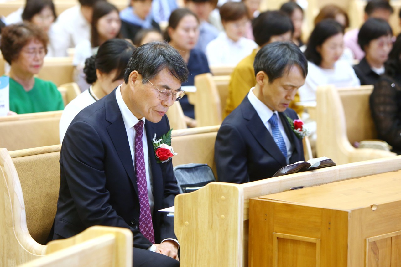 감사와찬양교회-2025.615 40주년 임직식-69787985648.jpg