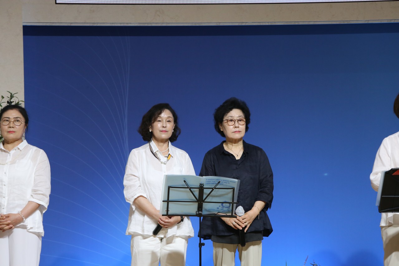 감사와찬양교회-2025.6.22 루디아헌신예배-69931982163.jpg