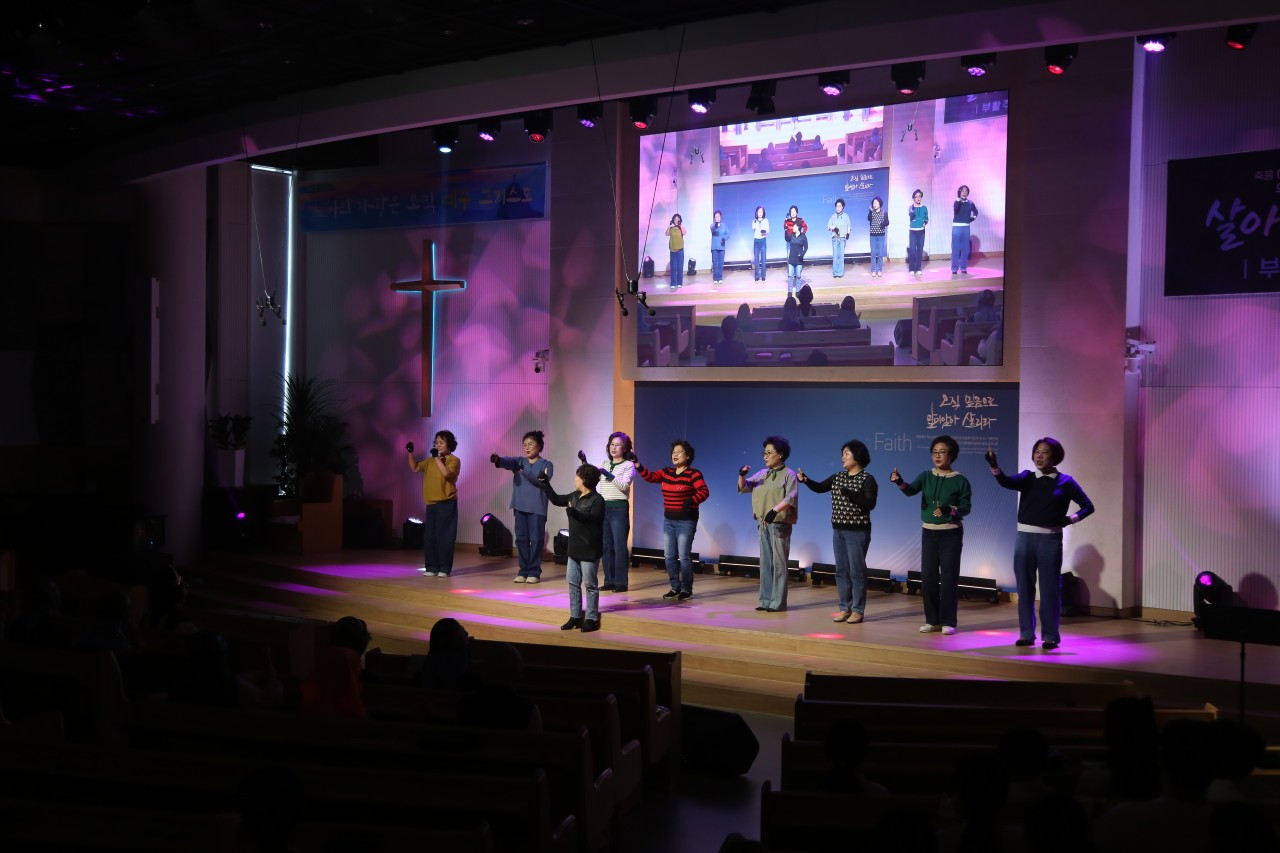 감사와찬양교회-2025 부활절축제-68441580688.jpg