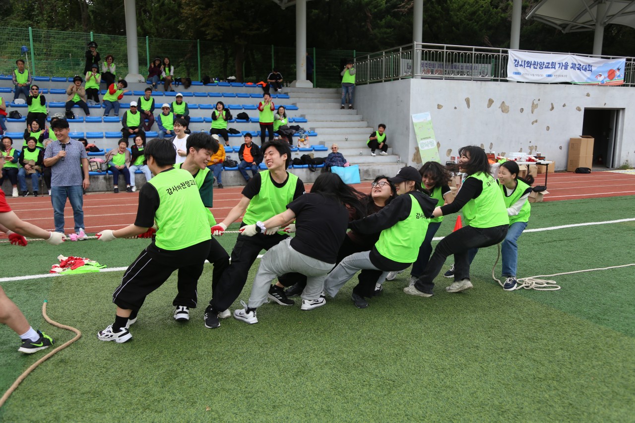 감사와찬양교회-20251019 가을체육대회-72790571778.jpg