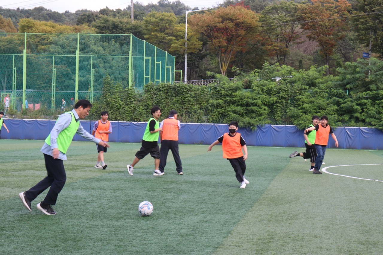 감사와찬양교회-20251019 가을체육대회-72790621830.jpg